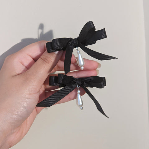 Tohru Mini Bow Clip Pair - Black